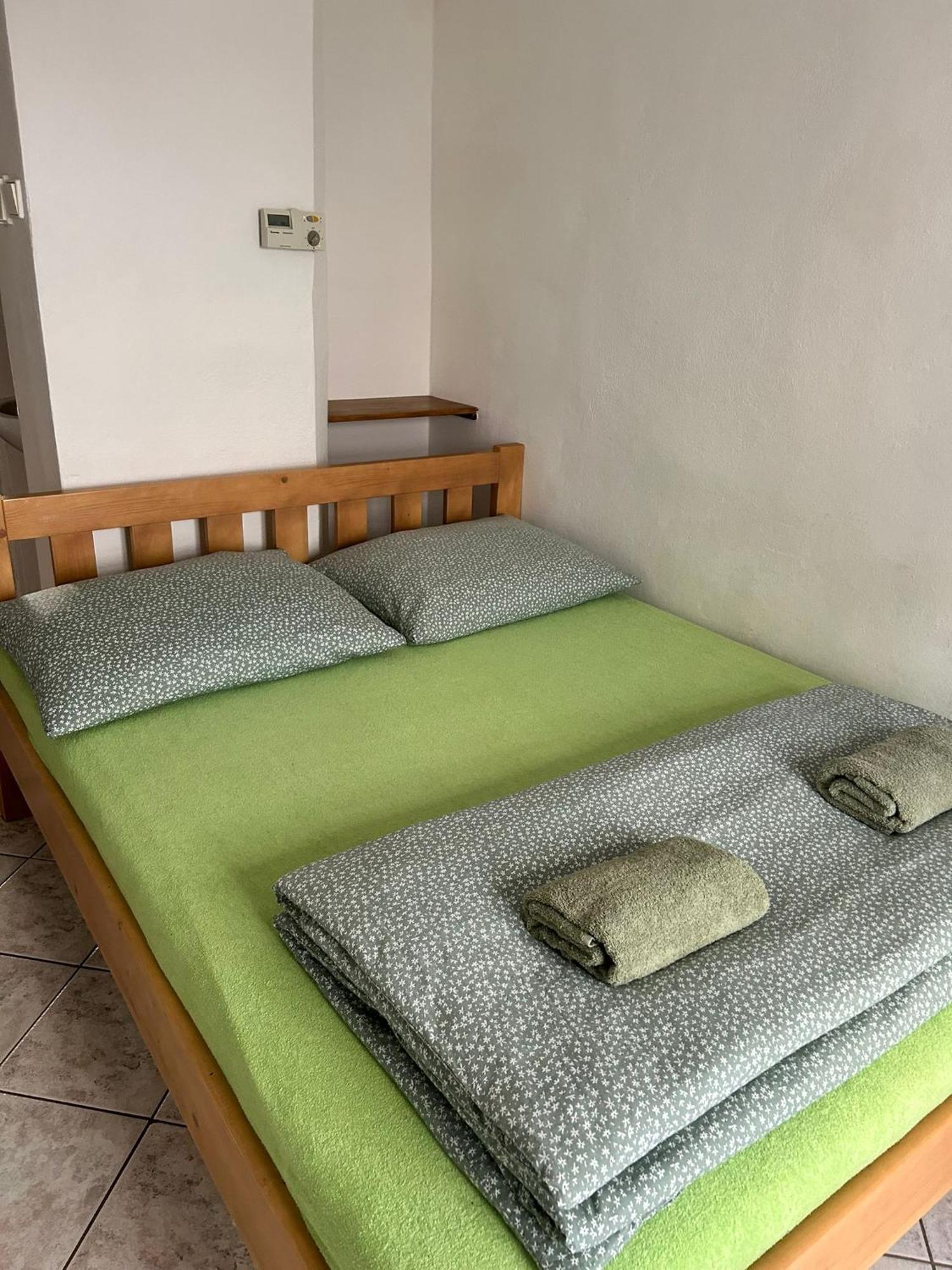 Zmrzlinovy Domecek Apartment มิคูลอฟ ภายนอก รูปภาพ